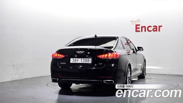 Hyundai Genesis из Кореи Encar