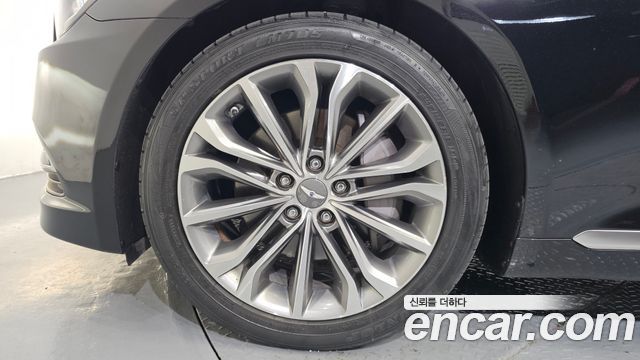 Hyundai Genesis из Кореи Encar