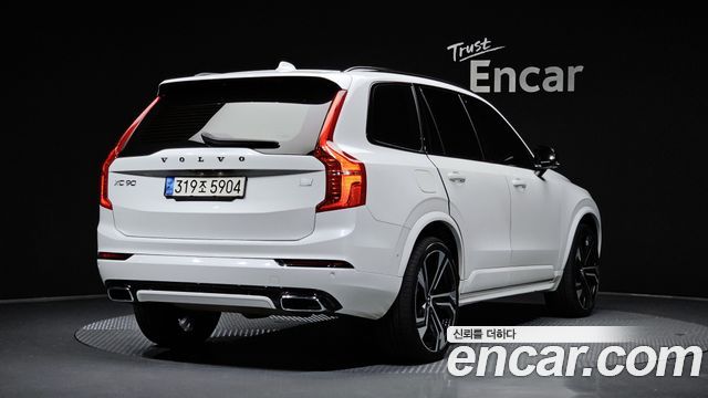 Volvo XC90 T8 R-Design Hybrid — пробег 189 465 км — фото 2 из 5