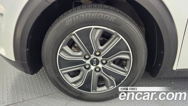 Kia Niro из Кореи Encar