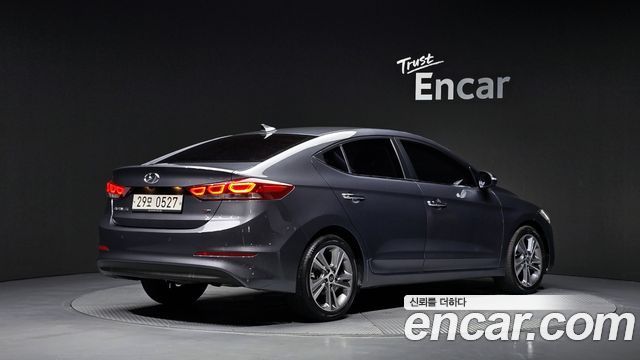 Hyundai AVANTE из Кореи Encar