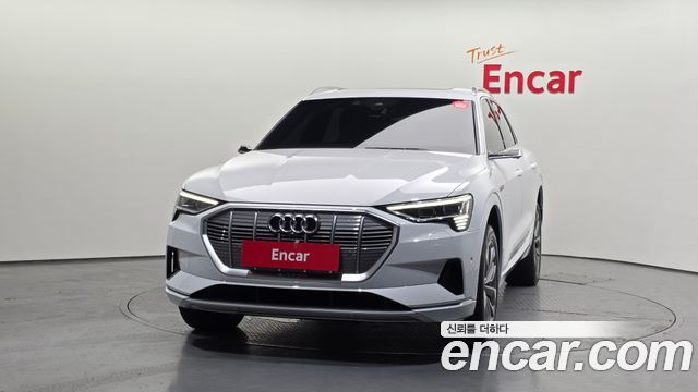 Audi e-tron из Кореи Encar