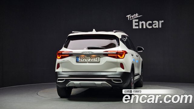 Kia Seltos из Кореи Encar