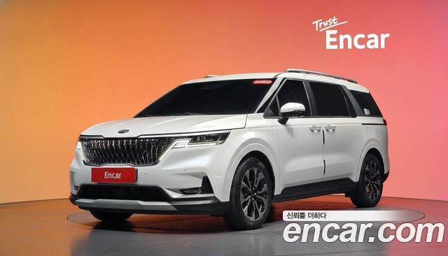Kia Carnival 9-Seater Prestige — пробег 63 937 км — фото 1 из 5