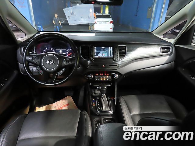Kia Carens из Кореи Encar