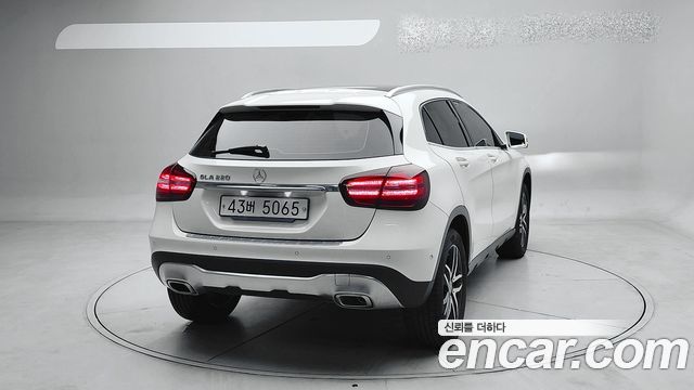 Mercedes-Benz GLA-Class из Кореи Encar