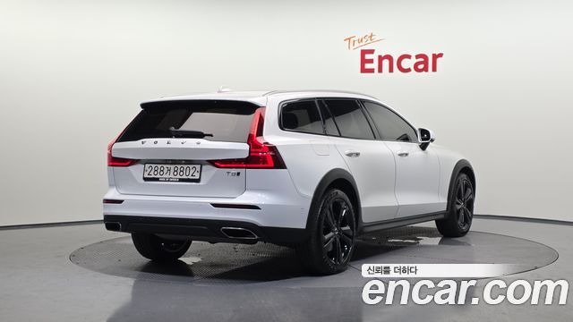 Volvo V60 из Кореи Encar