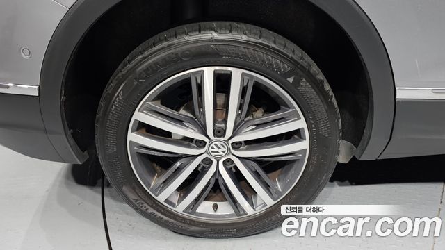 Volkswagen Tiguan 2.0 TDI Prestige — пробег 122 649 км — фото 5 из 5