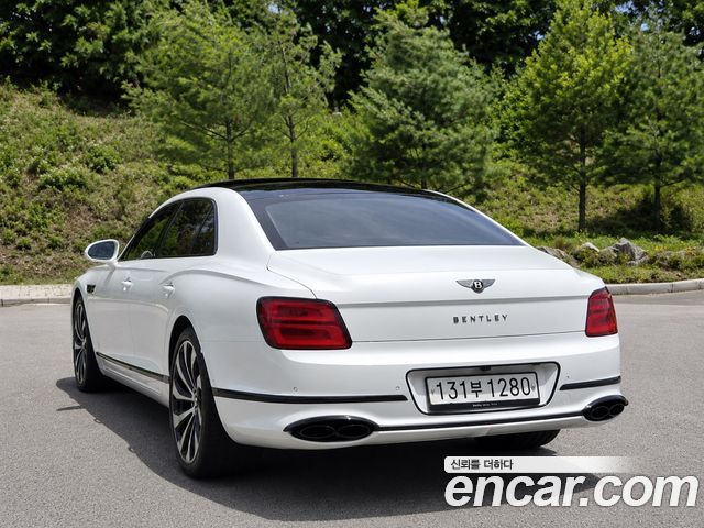 Bentley Flying Spur из Кореи Encar
