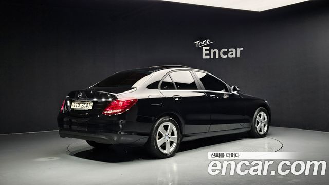 Mercedes-Benz C-Class из Кореи Encar