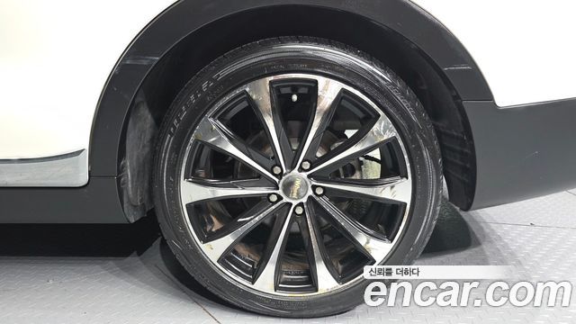 Ssangyong TIBOLI из Кореи Encar