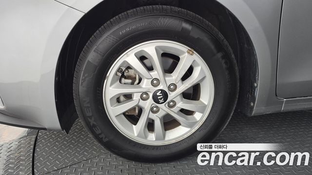 Kia K3 Luxury — пробег 79 081 км — фото 5 из 5