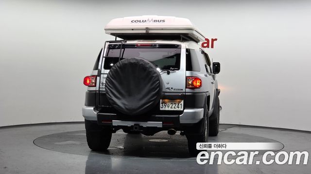 Toyota FJ Cruiser 4WD V6 — пробег 262 363 км