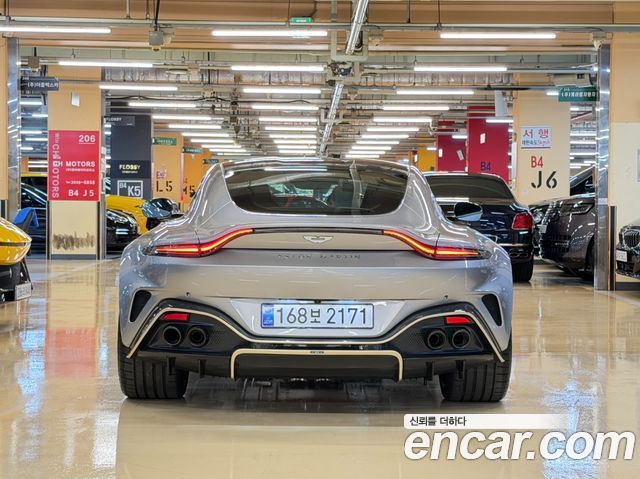 Astonmartin Vantage 4.0 V8 Coupe — пробег 1 100 км