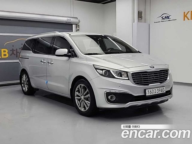 Kia Carnival Gasoline 9-seater Noblesse — пробег 113 207 км — фото 4 из 5