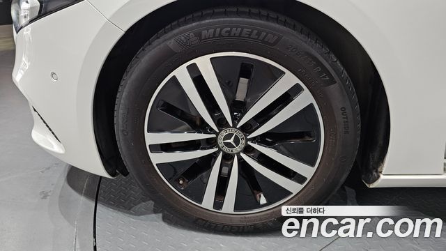Mercedes-Benz A-Class из Кореи Encar