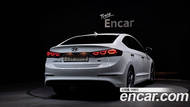 Hyundai AVANTE из Кореи Encar