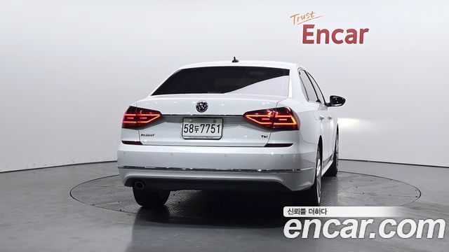 Volkswagen Passat из Кореи Encar