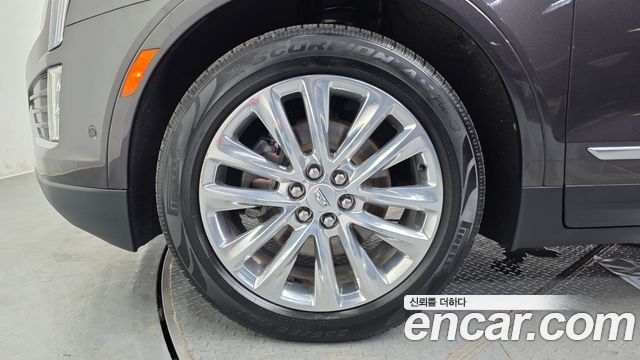 Cadillac XT5 3.6 Platinum — пробег 111 694 км