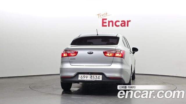 Kia pride из Кореи Encar