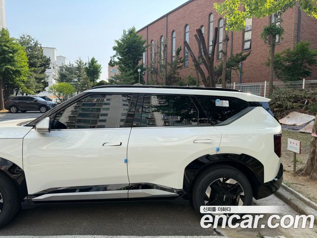 Kia EV5 Long Range 4WD Earth — пробег 1 030 км — фото 5 из 5