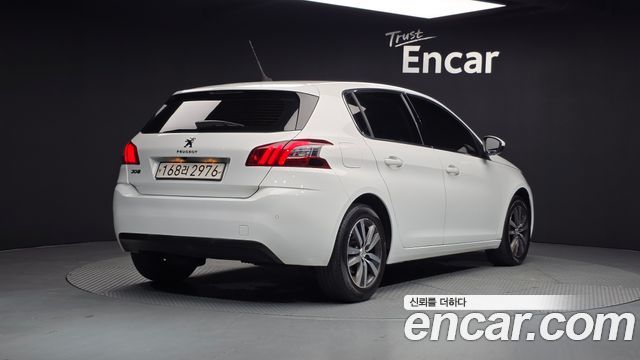 Peugeot 308 1.5 BlueHDi Allure — пробег 85 806 км