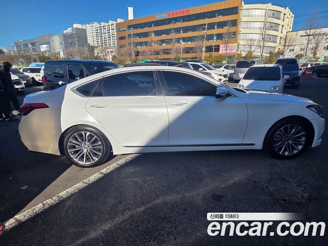 Hyundai Genesis из Кореи Encar