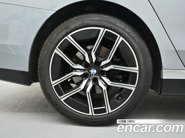 BMW 7-Series 740i sDrive M Sport — пробег 54 248 км — фото 5 из 5