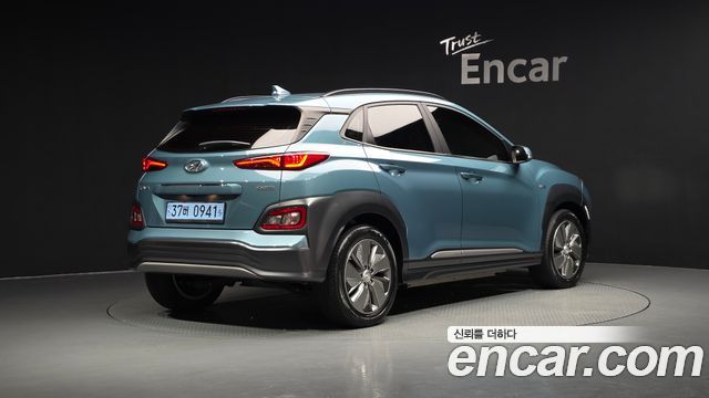 Hyundai Kona из Кореи Encar