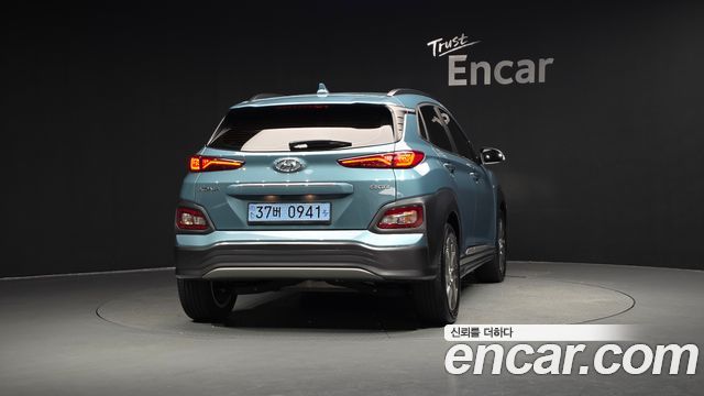 Hyundai Kona из Кореи Encar