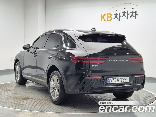 Genesis GV70 из Кореи Encar