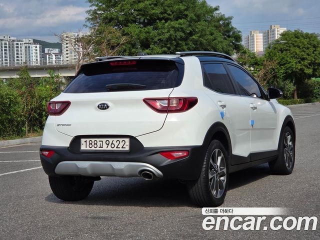 Kia Stonic 1.4 Prestige — пробег 54 998 км — фото 5 из 5