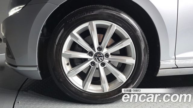 Volkswagen Passat из Кореи Encar