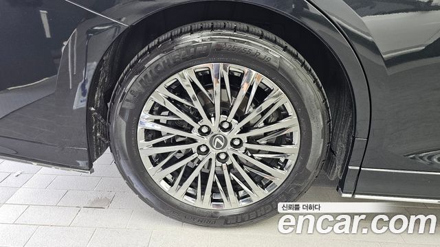 Lexus LM из Кореи Encar