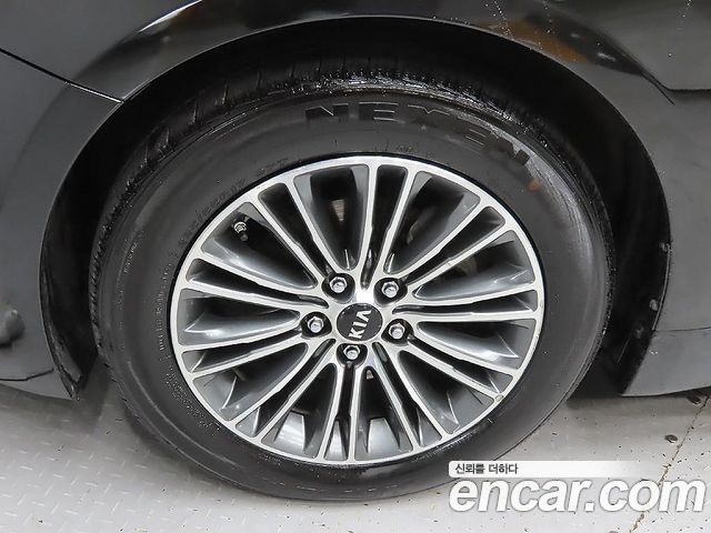 Kia K7 из Кореи Encar
