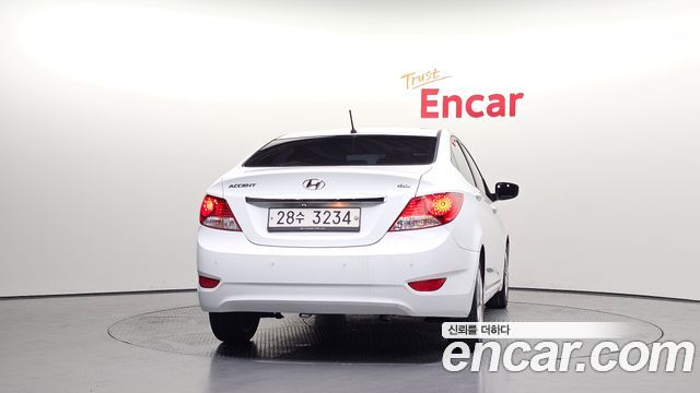 Hyundai Accent из Кореи Encar