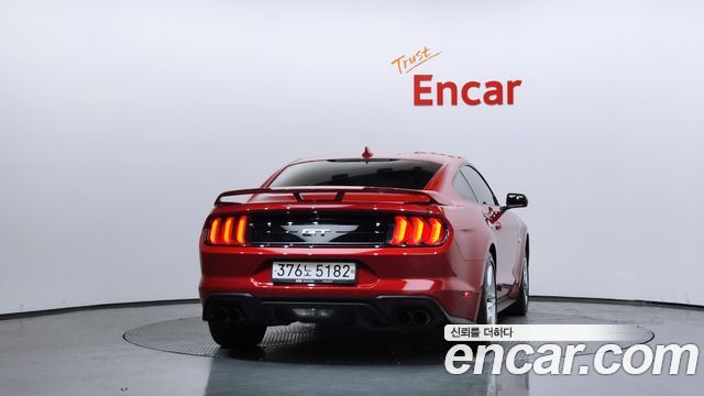 Ford Mustang GT Coupe — пробег 35 985 км — фото 4 из 5