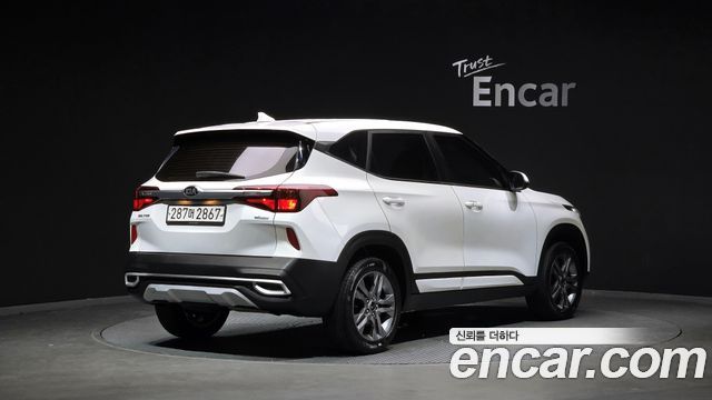 Kia Seltos из Кореи Encar