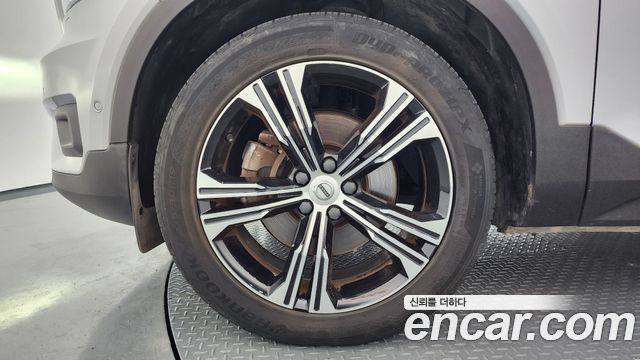 Volvo XC40 из Кореи Encar