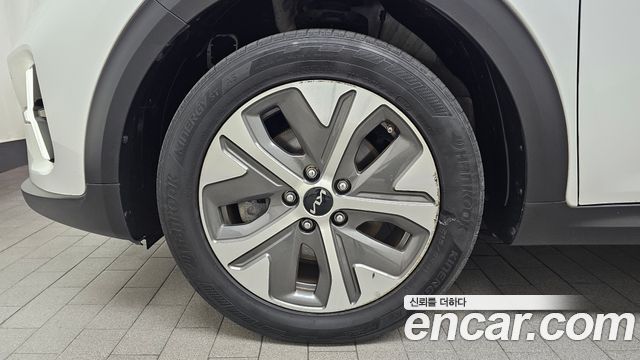 Kia Niro Earth — пробег 143 787 км — фото 5 из 5
