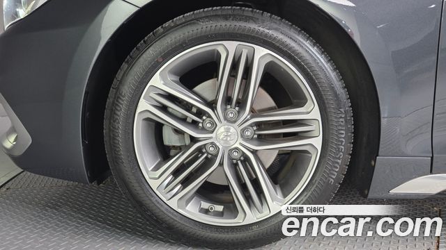 Hyundai Grandeur из Кореи Encar