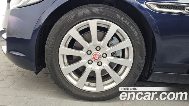 Jaguar XE из Кореи Encar