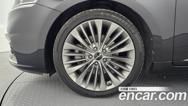 Kia K7 из Кореи Encar
