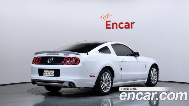 Ford Mustang Coupe — пробег 103 372 км — фото 2 из 5