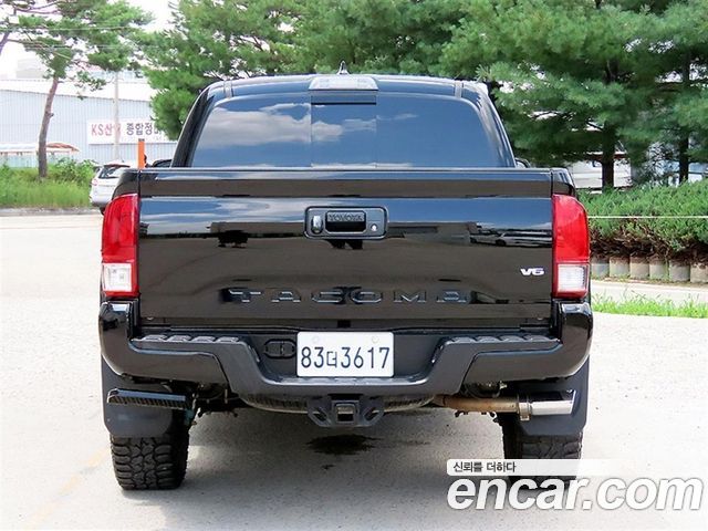 Toyota Tacoma 3.5 — пробег 103 008 км — фото 4 из 5
