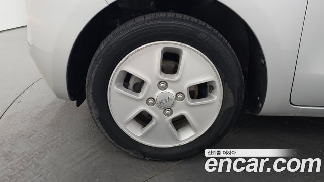 Kia RAY Deluxe Special — пробег 77085 км