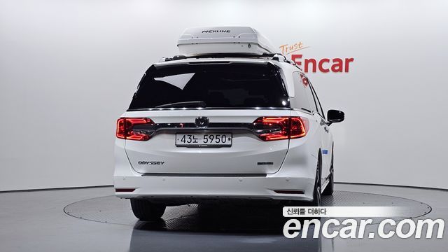 Honda Odyssey 3.5 5th 2018 — пробег 124 614 км