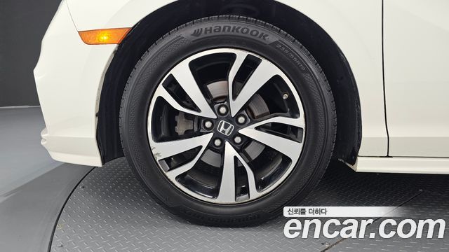 Honda Odyssey 3.5 5th 2018 — пробег 124 614 км