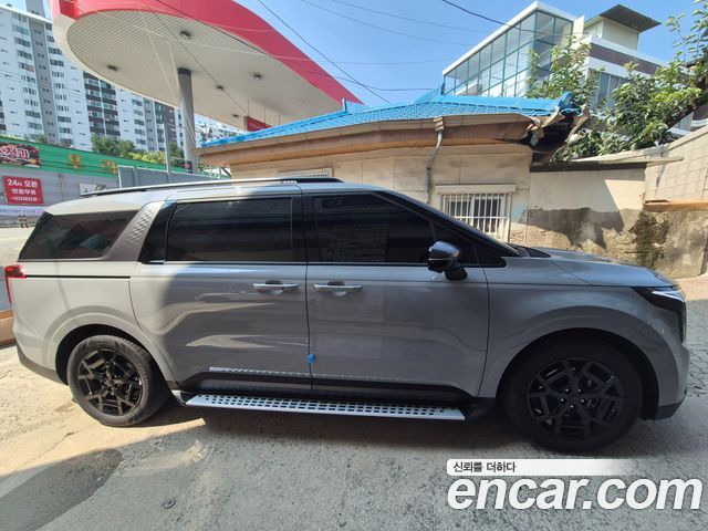 Kia Carnival Hev 9 Seater X Line — пробег 620 км