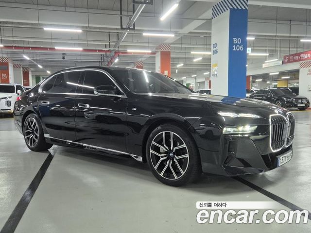 BMW 7-Series 740i sDrive M Sport — пробег 76107 км